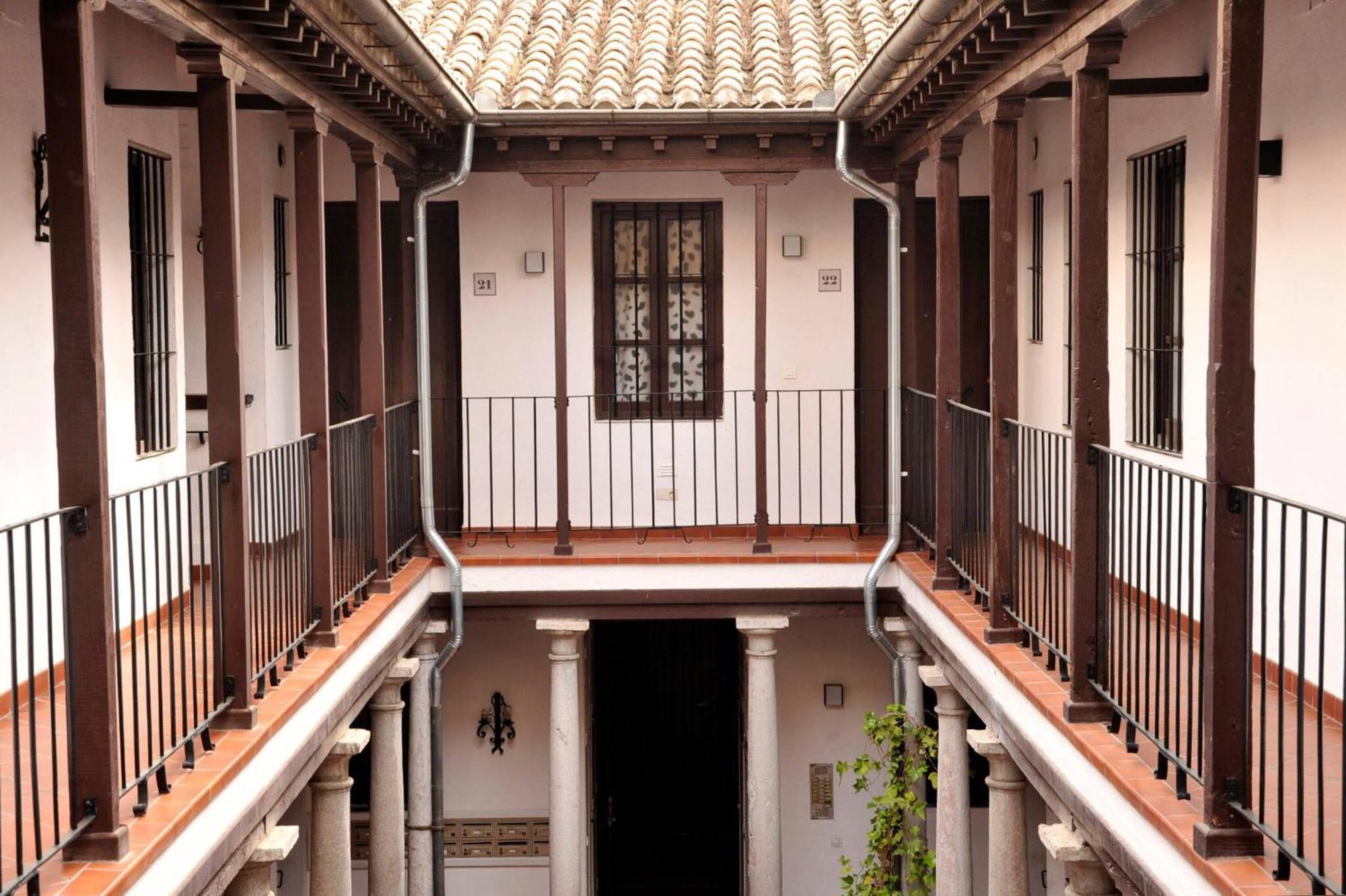 Adanar-Las Columnas Granada Exterior photo